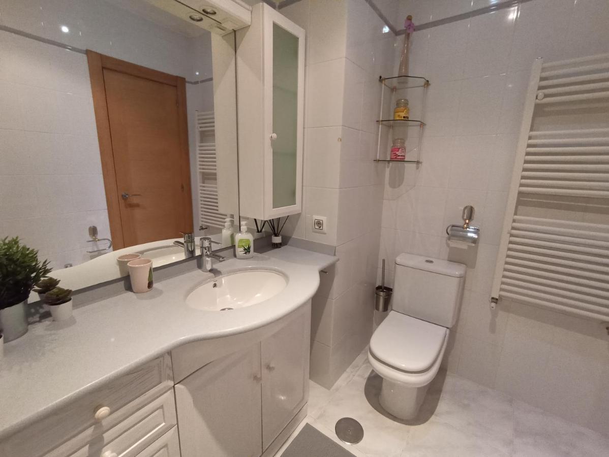 Apartamento De 120M2 Al Lado De Cabarceno Saron Exteriér fotografie