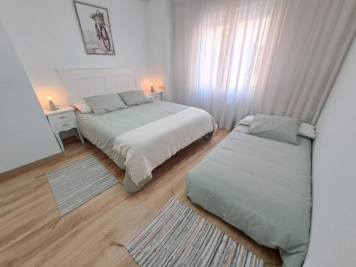 Apartamento De 120M2 Al Lado De Cabarceno Saron Exteriér fotografie