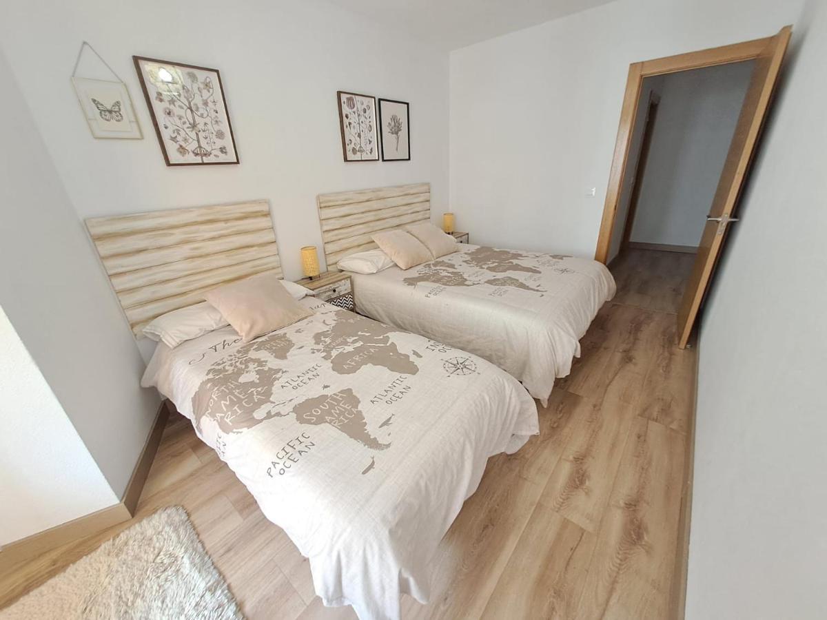 Apartamento De 120M2 Al Lado De Cabarceno Saron Exteriér fotografie
